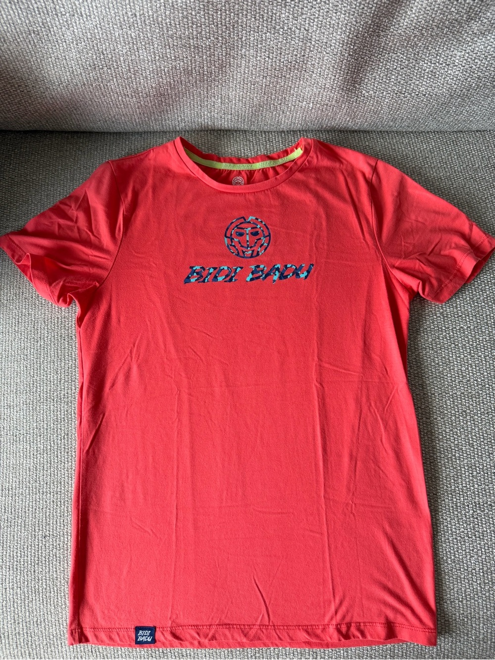 Women's Red Short Sleeve Performance Tee